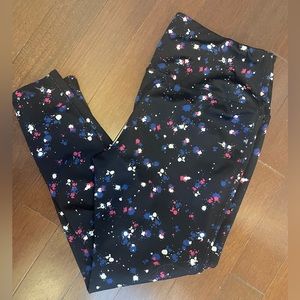 Chico’s Zenergy Paint Splatter Leggings